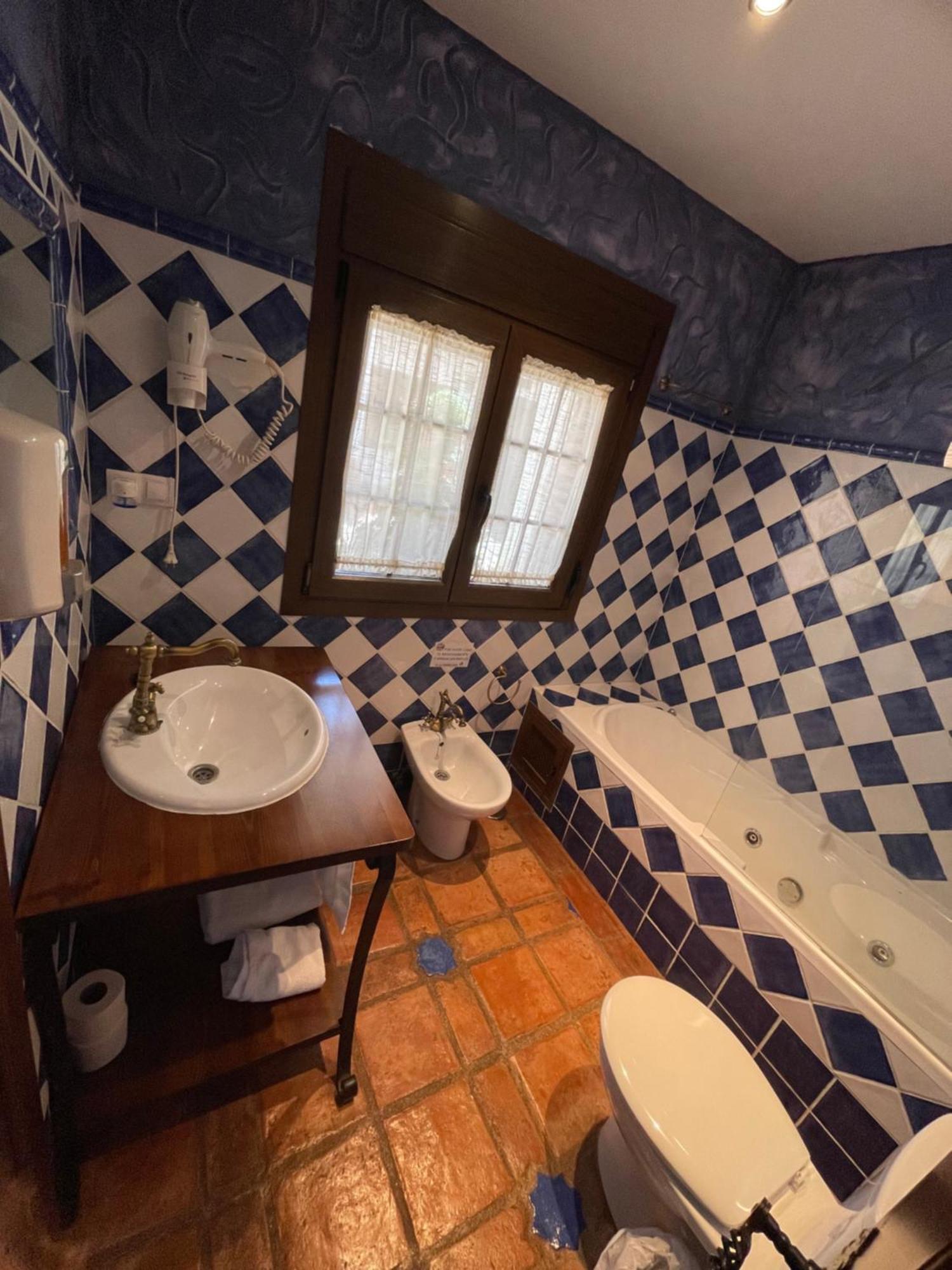 La Hacienda Del Marquesado Hotel Albunan ภายนอก รูปภาพ